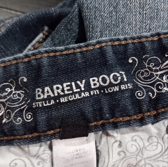 Express Barely Boot - Picture 4 of 7